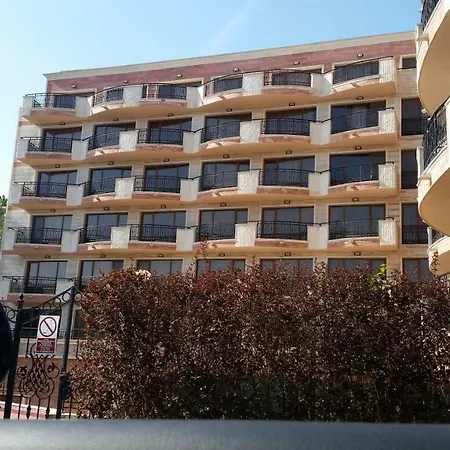 In River Park Σάνι Μπιτς